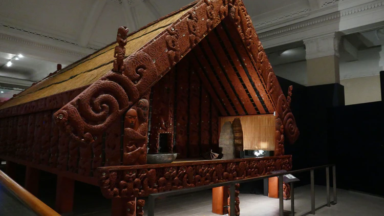 maori_storage_house.jpg
